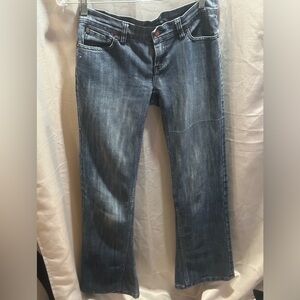 Limited jeans